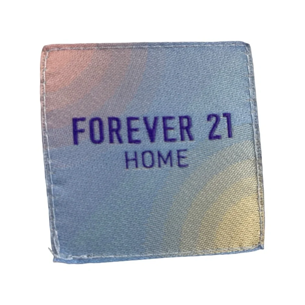 Forever 21 home Samantha 3 piece comforter set.